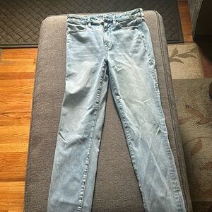 American Eagle Women’s 360 Next Level Stretch Jeans